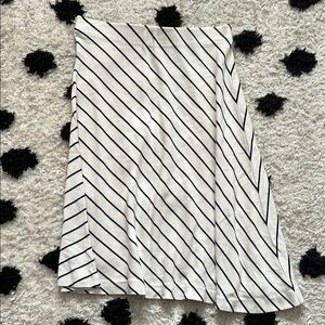 Ann Taylor size 2 Striped A-Line Skirt - Black and White